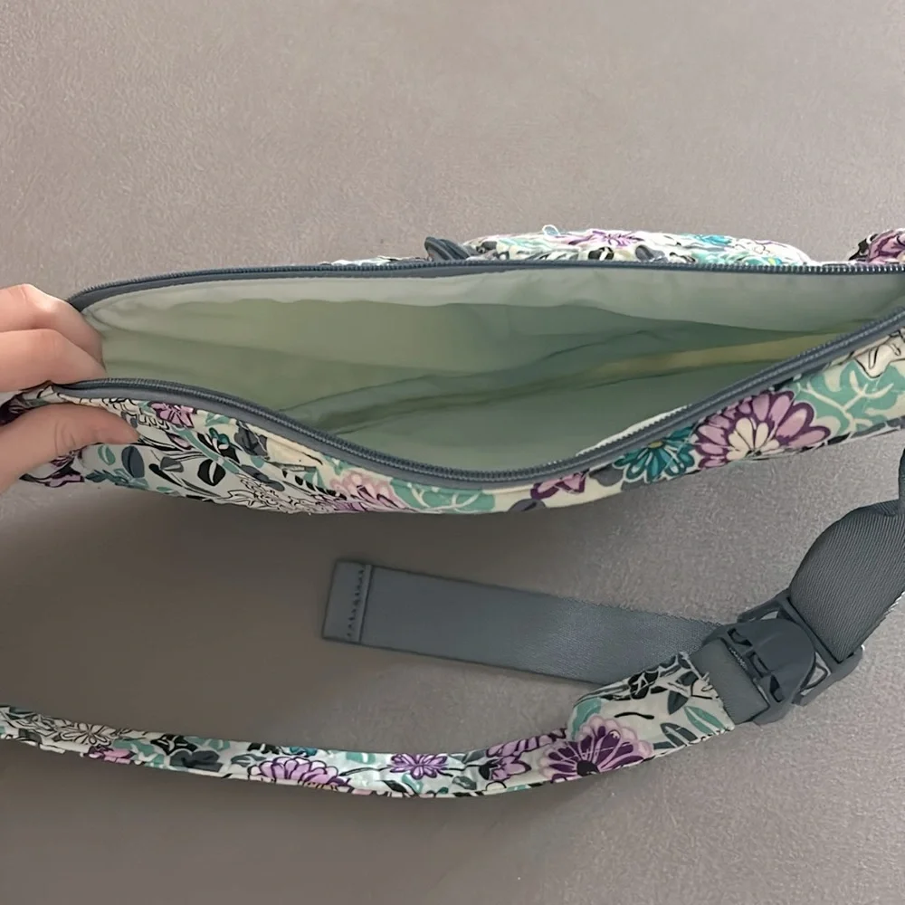 bag - Picture 2 of 6